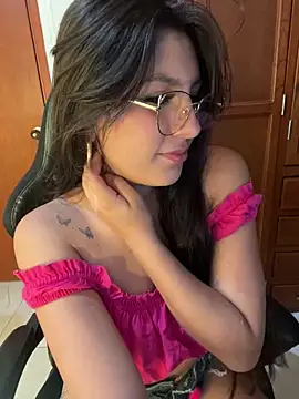 loolla 23 online show from 03/12/25, 02:52