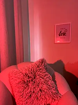 loolla 23 online show from 09/20/25, 08:32