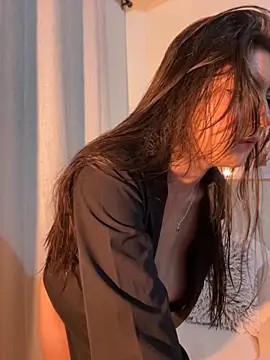 loolla 23 online show from 10/02/25, 12:39