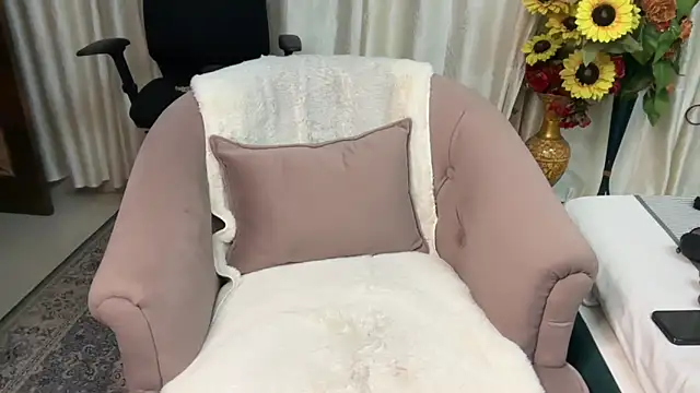 mahimagicdoll DESI online show from 03/12/25, 12:57
