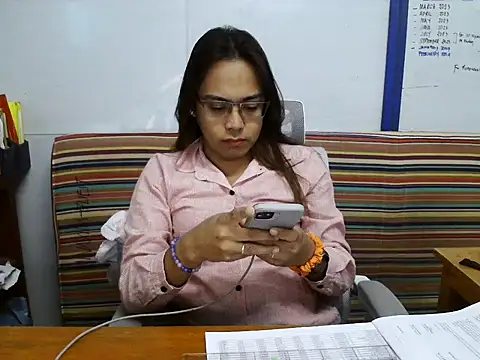 Snapshot of Your_PrettyGirlxxx chatting on 02/27/25, 05:34 Your PrettyGirlxxx online show from 02/27/25, 05:34
