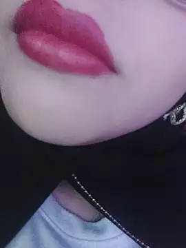 Hana    online show from 07/03/26, 10:16