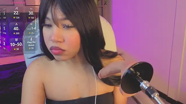 Olivia ds online show from 10/14/25, 04:35