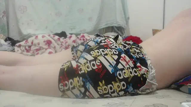 Kittywhiteass online show from 03/17/25, 08:18