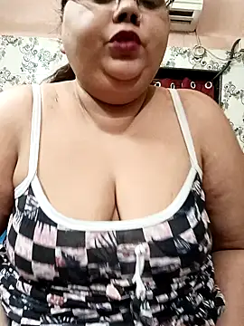 Hotchubby009 online show from 03/10/25, 04:35