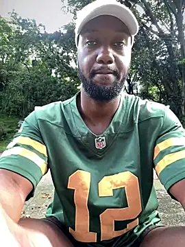 Snapshot of blackdrey18 chatting on 11/16/25, 01:49 blackdrey18 online show from 11/16/25, 01:49