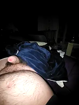 Snapshot of thefox92 chatting on 11/18/25, 12:38 thefox92 online show from 11/18/25, 12:38