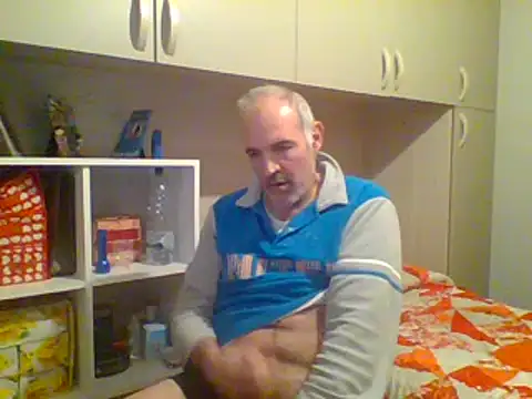 Snapshot of Setesesso7 chatting on 12/22/24, 04:17 Setesesso7 online show from 12/22/24, 04:17