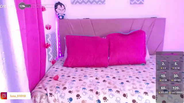 Julia 7 online show from 03/16/25, 04:20