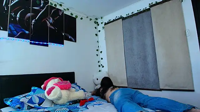 yesie hot online show from 07/29/26, 12:53