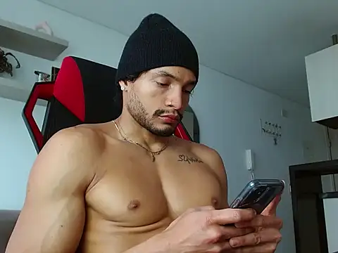 Snapshot of Robyn_Miller chatting on 10/18/25, 09:48 Robyn Miller online show from 10/18/25, 09:48