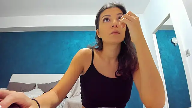 Anna Lewis online show from 01/05/25, 06:35