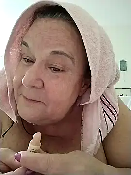 Snapshot of Yaya_Mineira chatting on 10/04/25, 05:55 Yaya Mineira online show from 10/04/25, 05:55