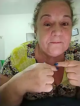 Snapshot of Yaya_Mineira chatting on 11/29/25, 01:52 Yaya Mineira online show from 11/29/25, 01:52