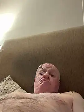 Snapshot of locallad88 chatting on 02/04/25, 11:38 locallad88 online show from 02/04/25, 11:38