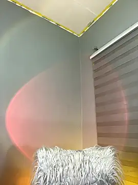 Snapshot of Katy__Perry chatting on 10/15/25, 05:07 Katy  Perry online show from 10/15/25, 05:07