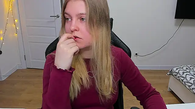 stacy miracle online show from 12/14/24, 03:25