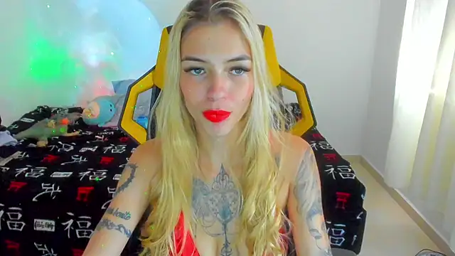 Snapshot of barbiee_05 chatting on 05/16/26, 03:55 barbiee 05 online show from 05/16/26, 03:55
