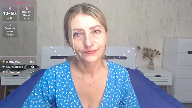 ZoeGrant online show from 12/28/24, 11:05