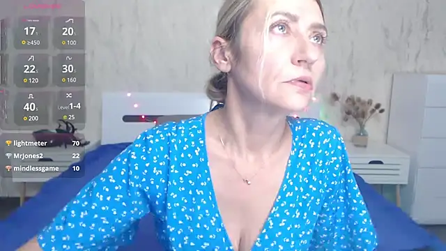 ZoeGrant online show from 01/01/25, 11:18