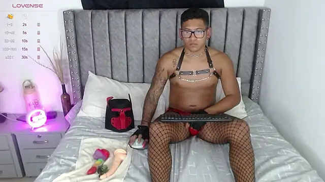 TomLover 12 online show from 01/08/25, 01:11