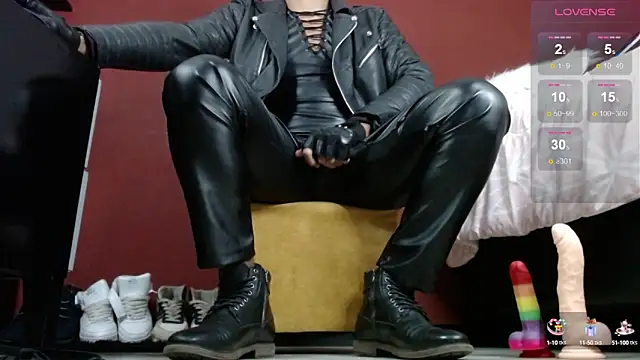 TomLover 12 online show from 01/30/25, 11:01