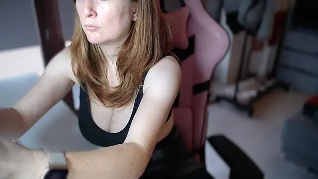 Exotic-Desire online show from 11/10/25, 10:36