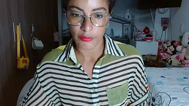 kateleyagrey online show from 12/11/24, 11:21