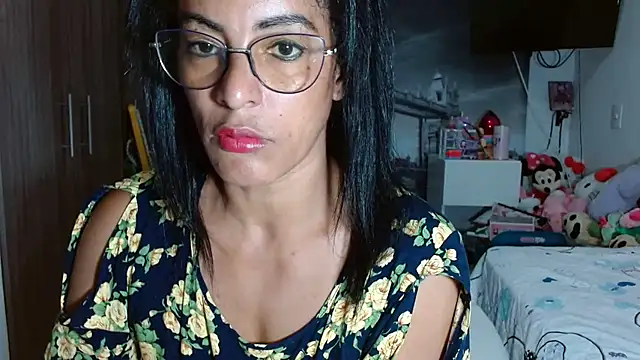 kateleyagrey online show from 12/18/24, 12:54