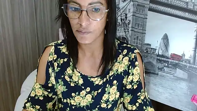 kateleyagrey online show from 01/03/25, 10:31