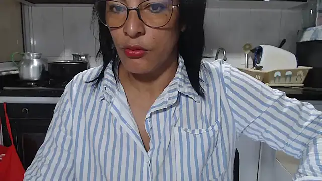 kateleyagrey online show from 11/16/25, 12:00