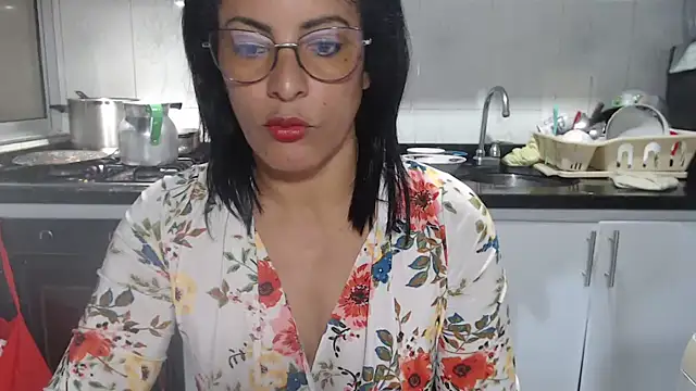 kateleyagrey online show from 11/21/25, 08:29