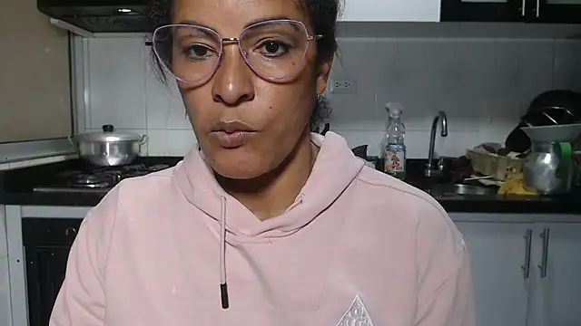 kateleyagrey online show from 06/22/26, 08:28