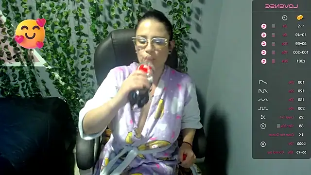 Violeta hornny online show from 02/26/25, 11:48