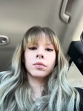 BiancaValentina online show from 06/21/26, 07:49