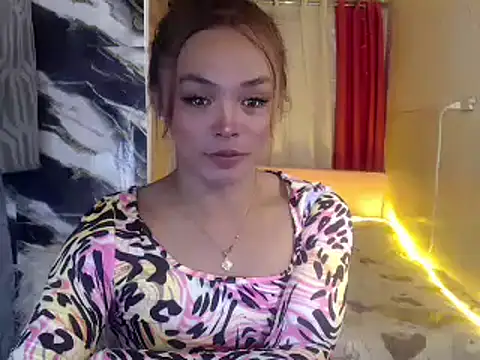 Snapshot of kylie_huntress chatting on 12/15/24, 04:18 kylie huntress online show from 12/15/24, 04:18