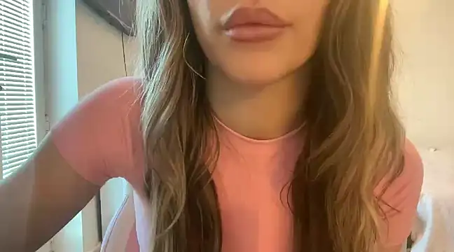 Snapshot of Lillymariee chatting on 01/15/25, 02:24 Lillymariee online show from 01/15/25, 02:24