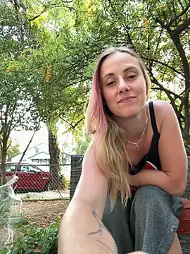 ClumsyLink online show from 09/27/25, 02:44