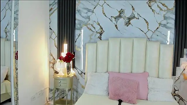 Snapshot of lulumars chatting on 12/02/25, 05:35 lulumars online show from 12/02/25, 05:35