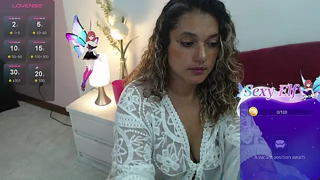 Sofii Diaz online show from 12/06/24, 09:46