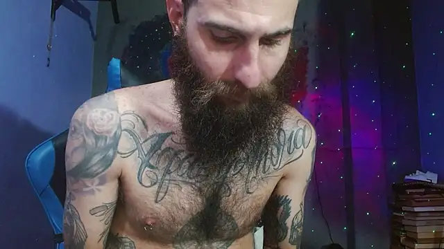 Snapshot of Tatted21xxx chatting on 01/03/25, 09:57 Tatted21xxx online show from 01/03/25, 09:57