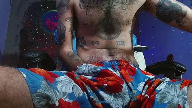 Snapshot of Tatted21xxx chatting on 01/06/25, 06:10 Tatted21xxx online show from 01/06/25, 06:10
