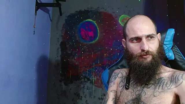 Snapshot of Tatted21xxx chatting on 01/27/25, 03:50 Tatted21xxx online show from 01/27/25, 03:50