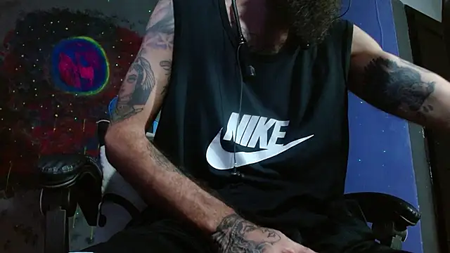 Snapshot of Tatted21xxx chatting on 02/04/25, 07:55 Tatted21xxx online show from 02/04/25, 07:55