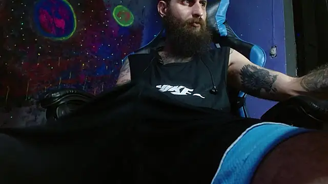 Snapshot of Tatted21xxx chatting on 02/08/25, 04:03 Tatted21xxx online show from 02/08/25, 04:03