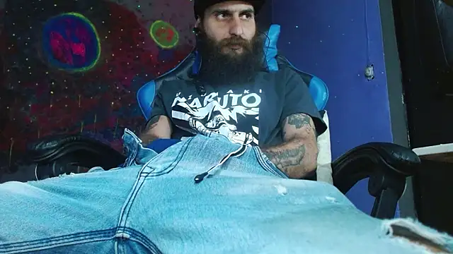 Snapshot of Tatted21xxx chatting on 02/15/25, 03:52 Tatted21xxx online show from 02/15/25, 03:52