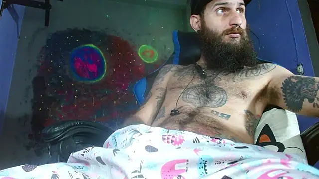 Snapshot of Tatted21xxx chatting on 02/18/25, 05:09 Tatted21xxx online show from 02/18/25, 05:09