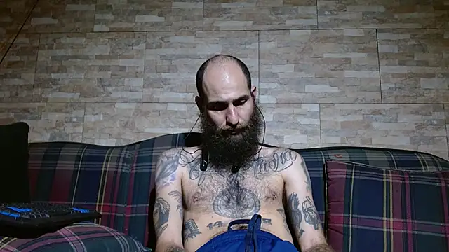 Snapshot of Tatted21xxx chatting on 03/15/25, 07:53 Tatted21xxx online show from 03/15/25, 07:53