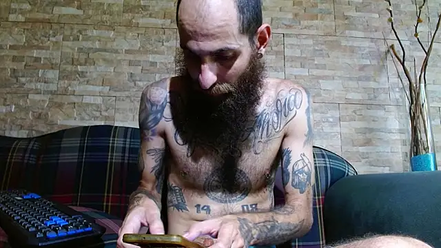 Snapshot of Tatted21xxx chatting on 03/19/25, 02:57 Tatted21xxx online show from 03/19/25, 02:57