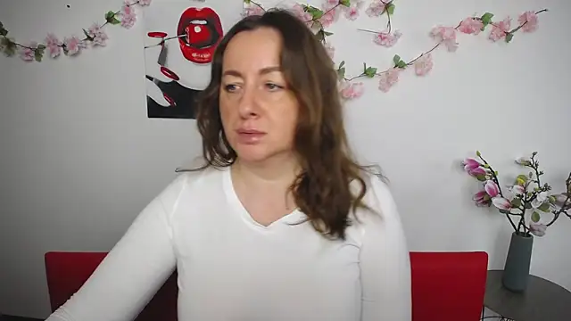 Abby Taylorr online show from 11/06/25, 07:31